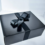 Theba Handmade - Luxury Gift Box- Round Acacia Simple: No / Blank / Black Initial Gift Tag
